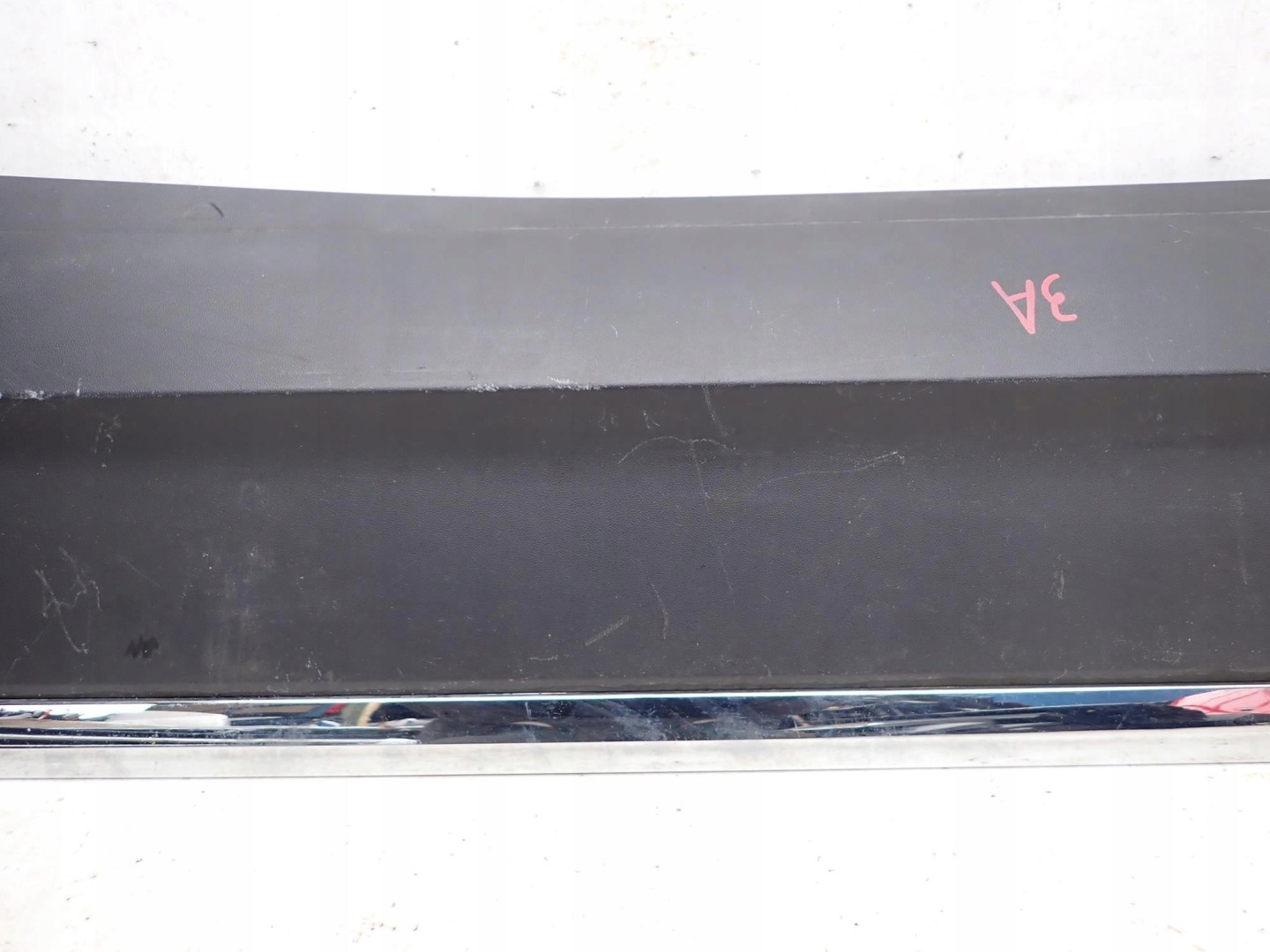 VW TIGUAN II 2 16-24 cap moulding door left rear part
