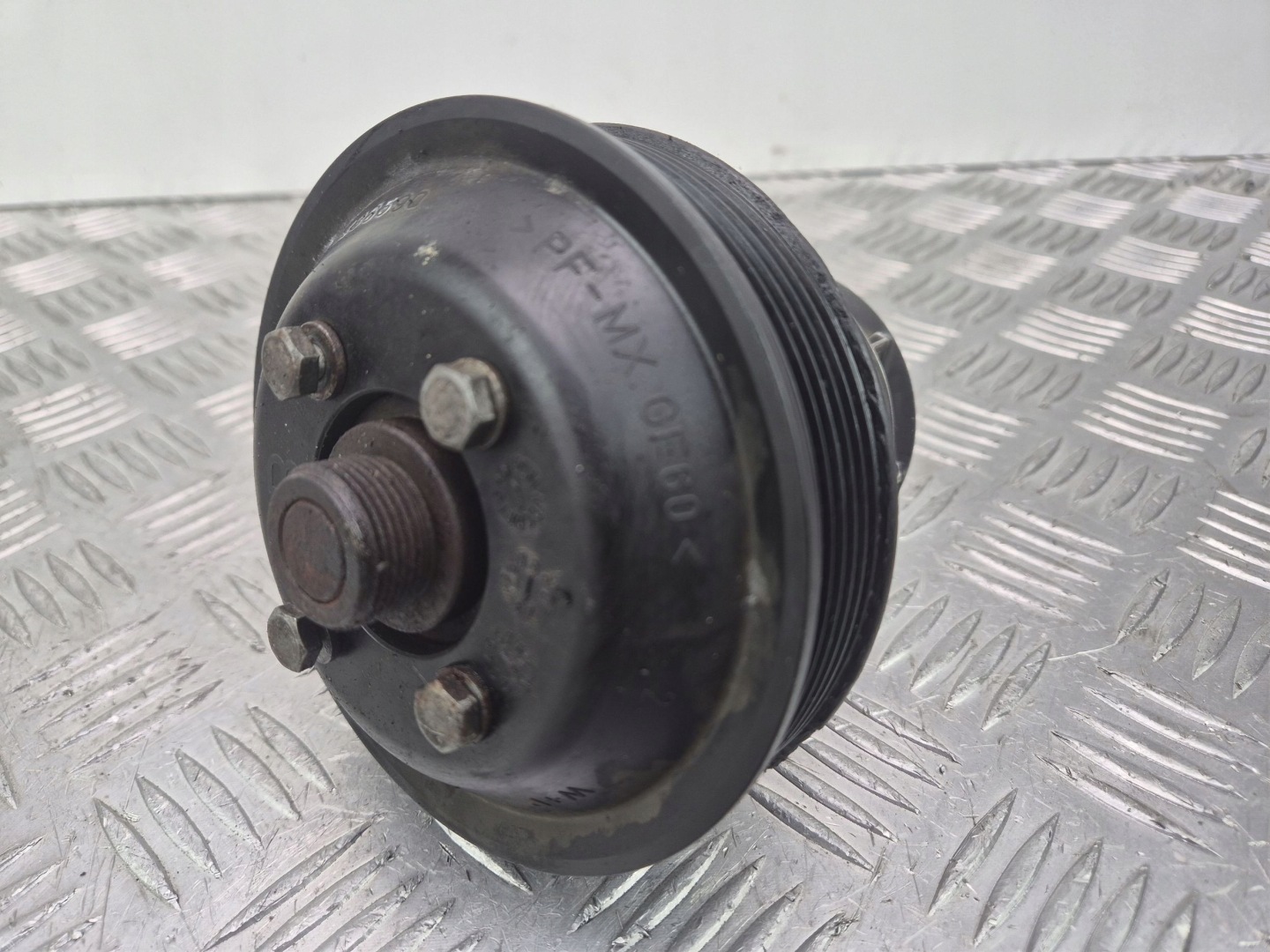 remenica pompy vode BMW 5 E60 E61 525i 1436590 M54B25