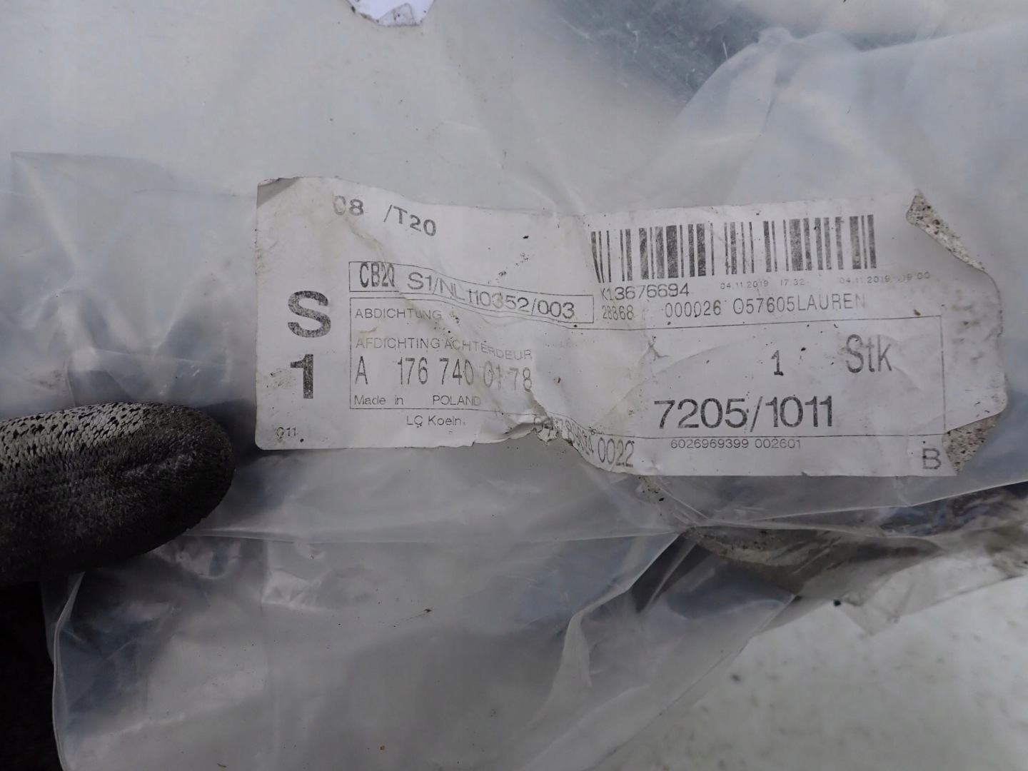 MERCEDES A-KLASA W176 gasket bonnet boot
