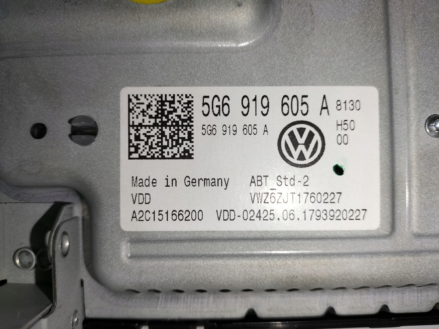 display navigation devices VW GOLF VII TIGUAN II