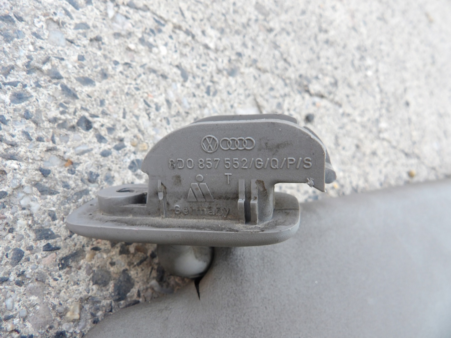 AUDI A3 LIFT visor PRZECIWSLONECZNY right left