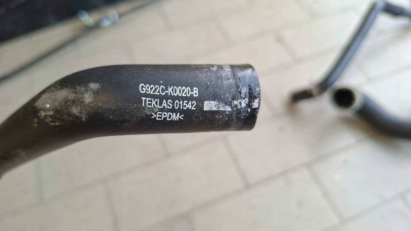 prijenos crijevo vode Mazda 2 hybrid G922C-K0020-B