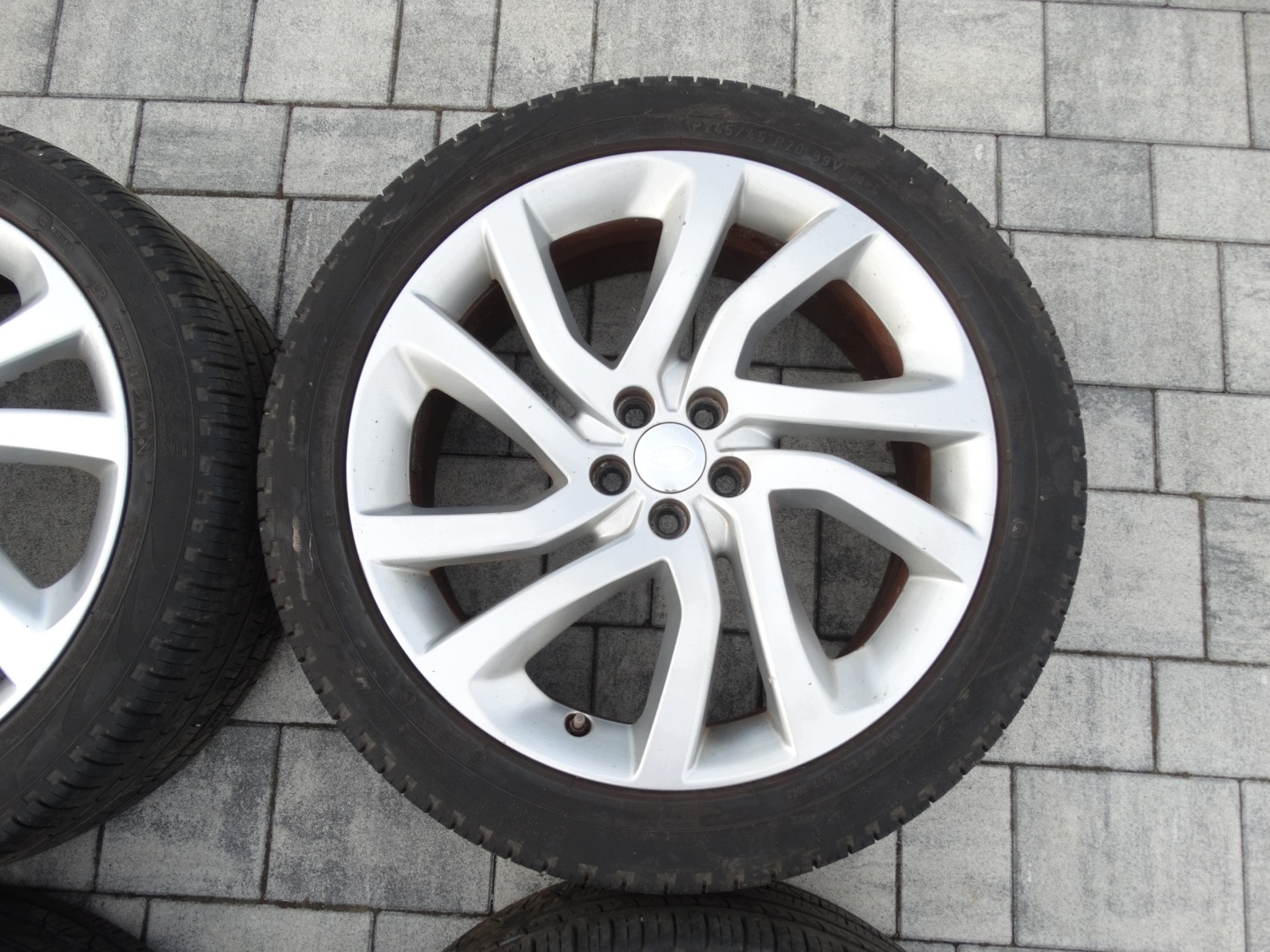 LAND ROVER DISCOVERY SPORT L550 EVOQUE Reifen Räder felgen 245/45R20 FK72-1007-FB