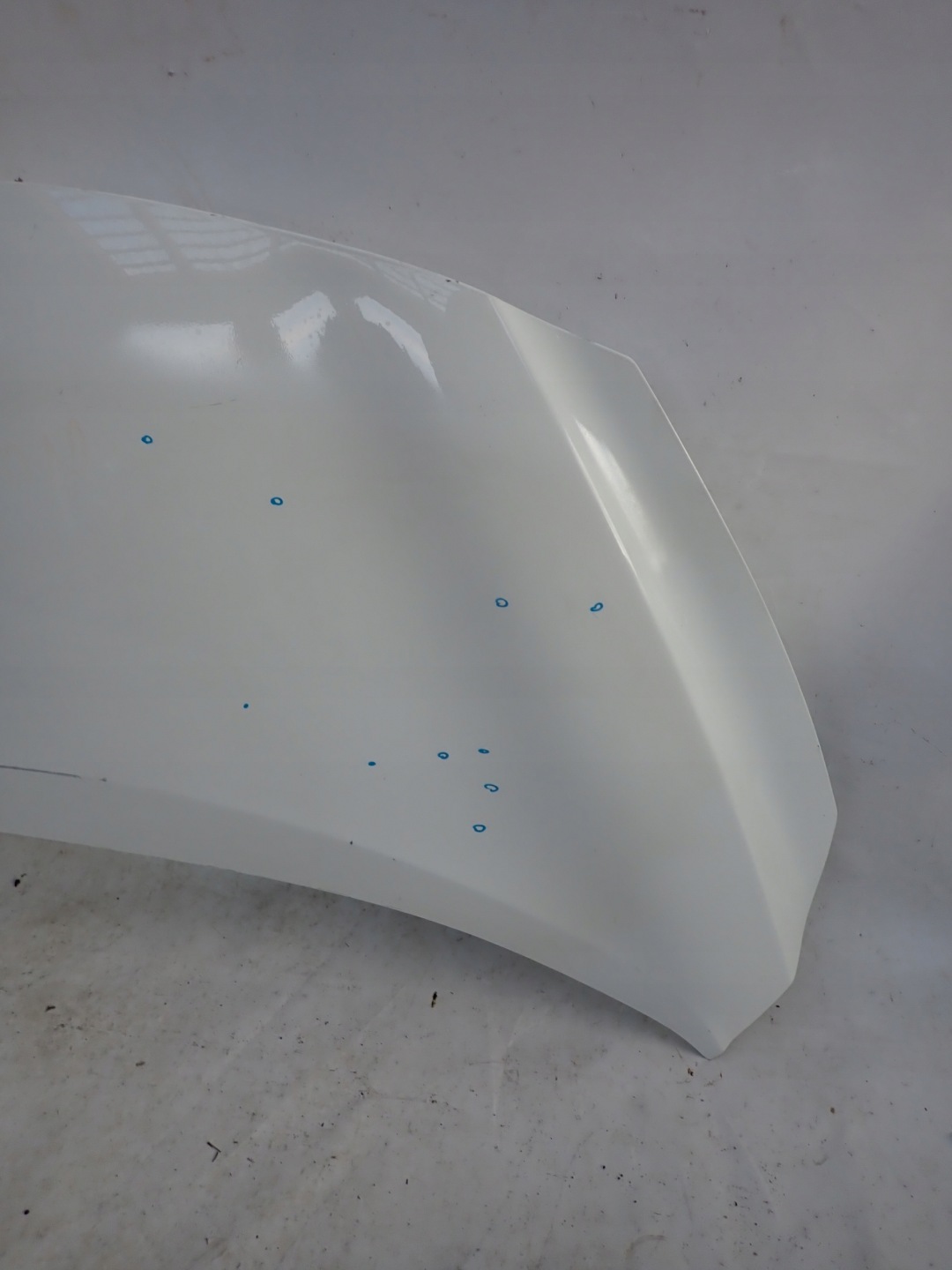 NISSAN MICRA K14 16- Cofano