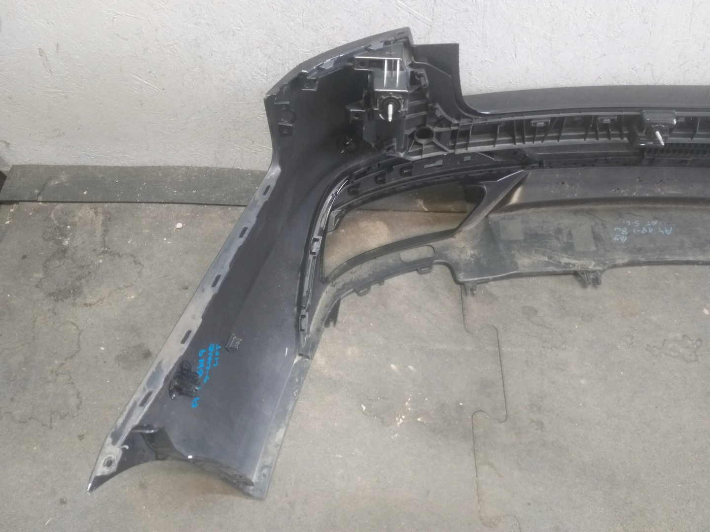 STOSSSTANGE HECK AUDI A4 B9 KOMBI LIFT 19- 8W9