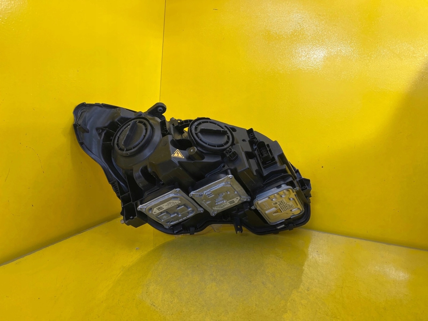 light left MERCEDES CL W216 XENON 06-13 A2168200739
