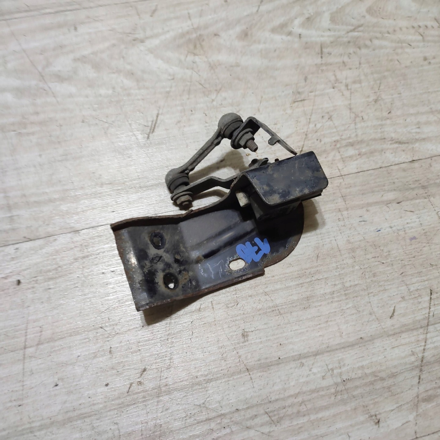 Sensor poziomowania Leuchten Suzuki Vitara (LY) 9C1521