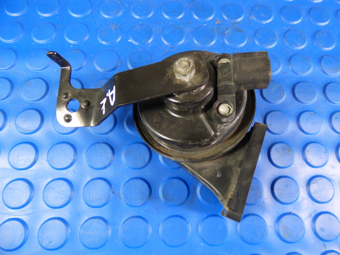 sygnal sound 13479898 OPEL ASTRA V K