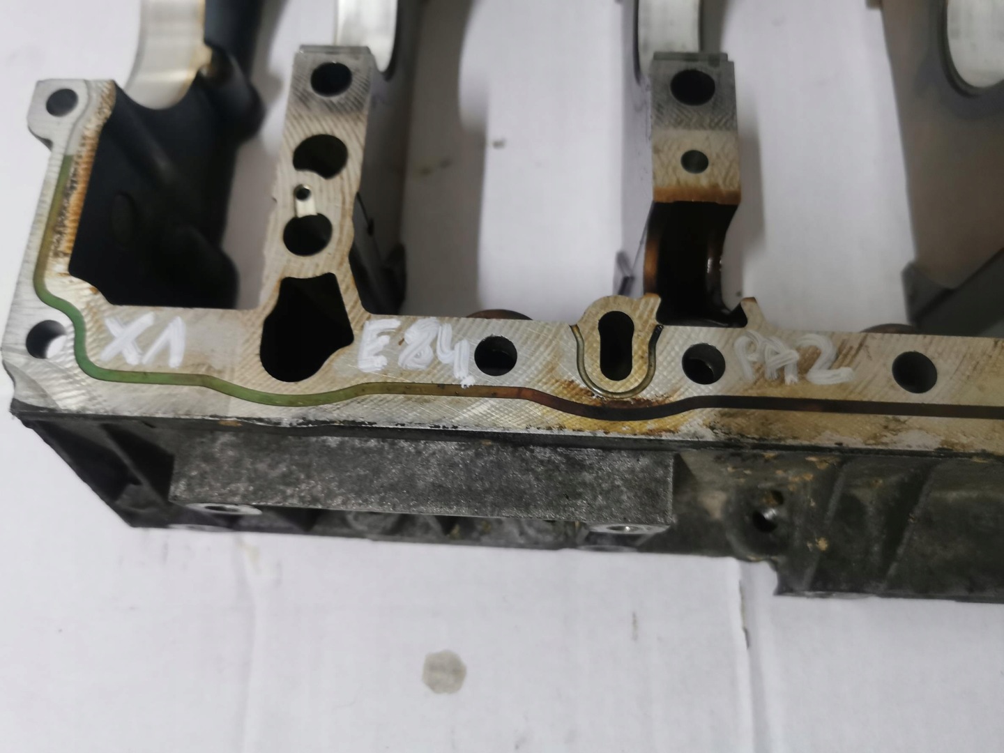 držák BLOKU MOTORU BMW X1 E84 2.0B 7558266 N46