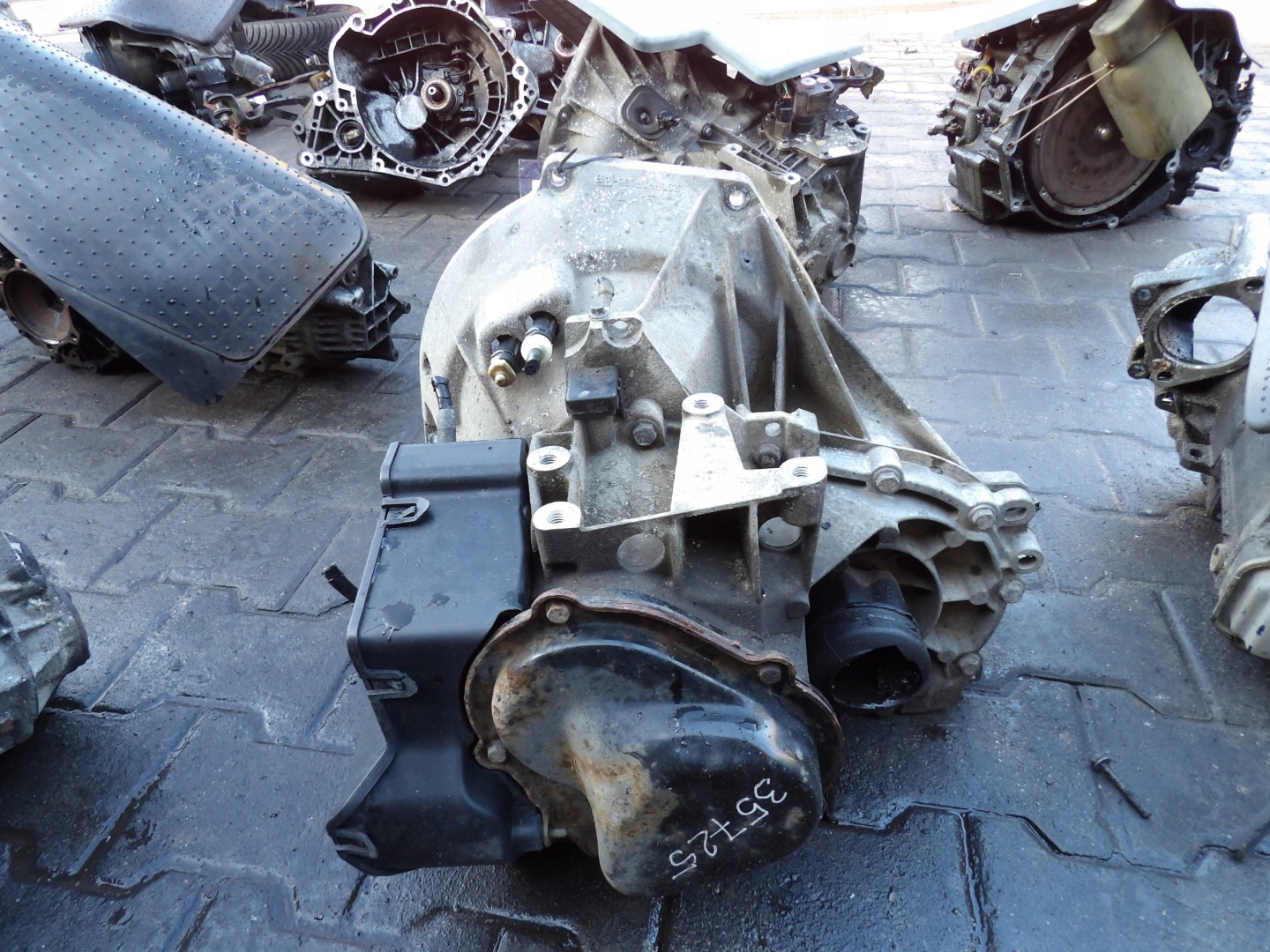 Ford Fiesta MK5 1,3B 52KW 71KM getriebe 2SR7002MB