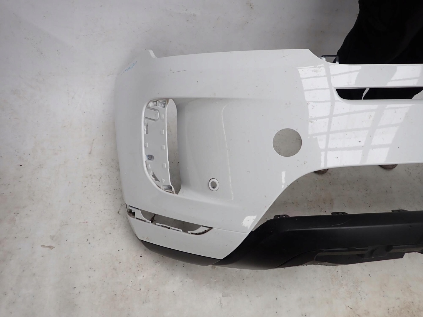 RANGE ROVER EVOQUE II 2 18-> bumper front front PDC