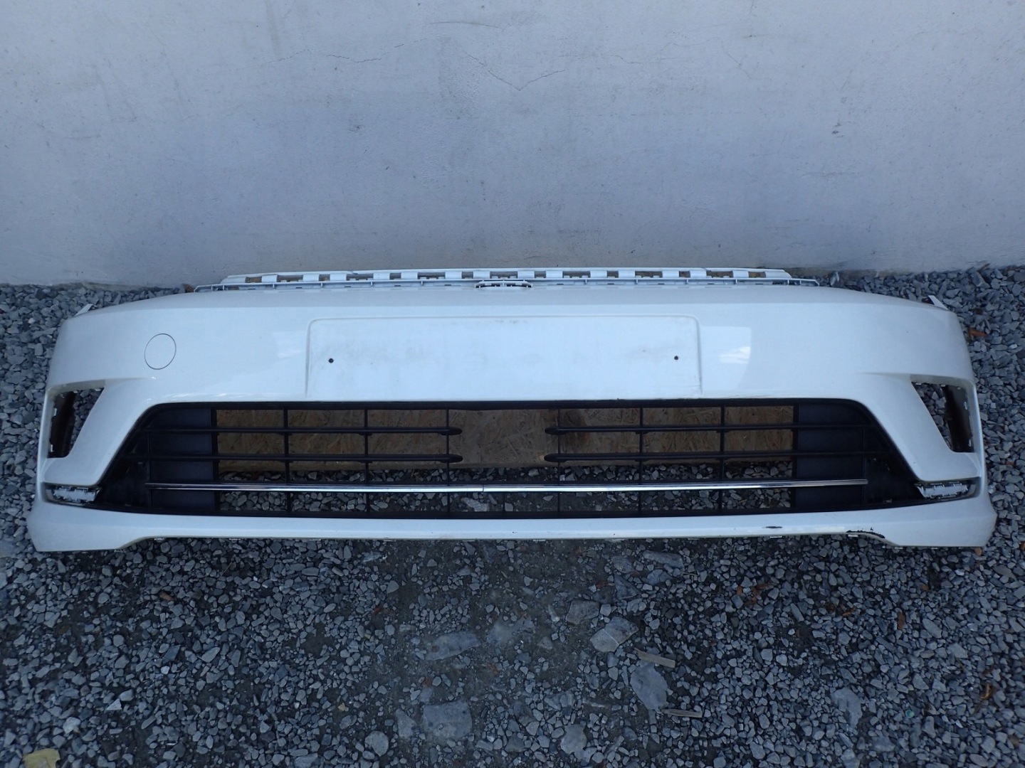 bumper front front VW SPORTSVAN 510 2013-2017R