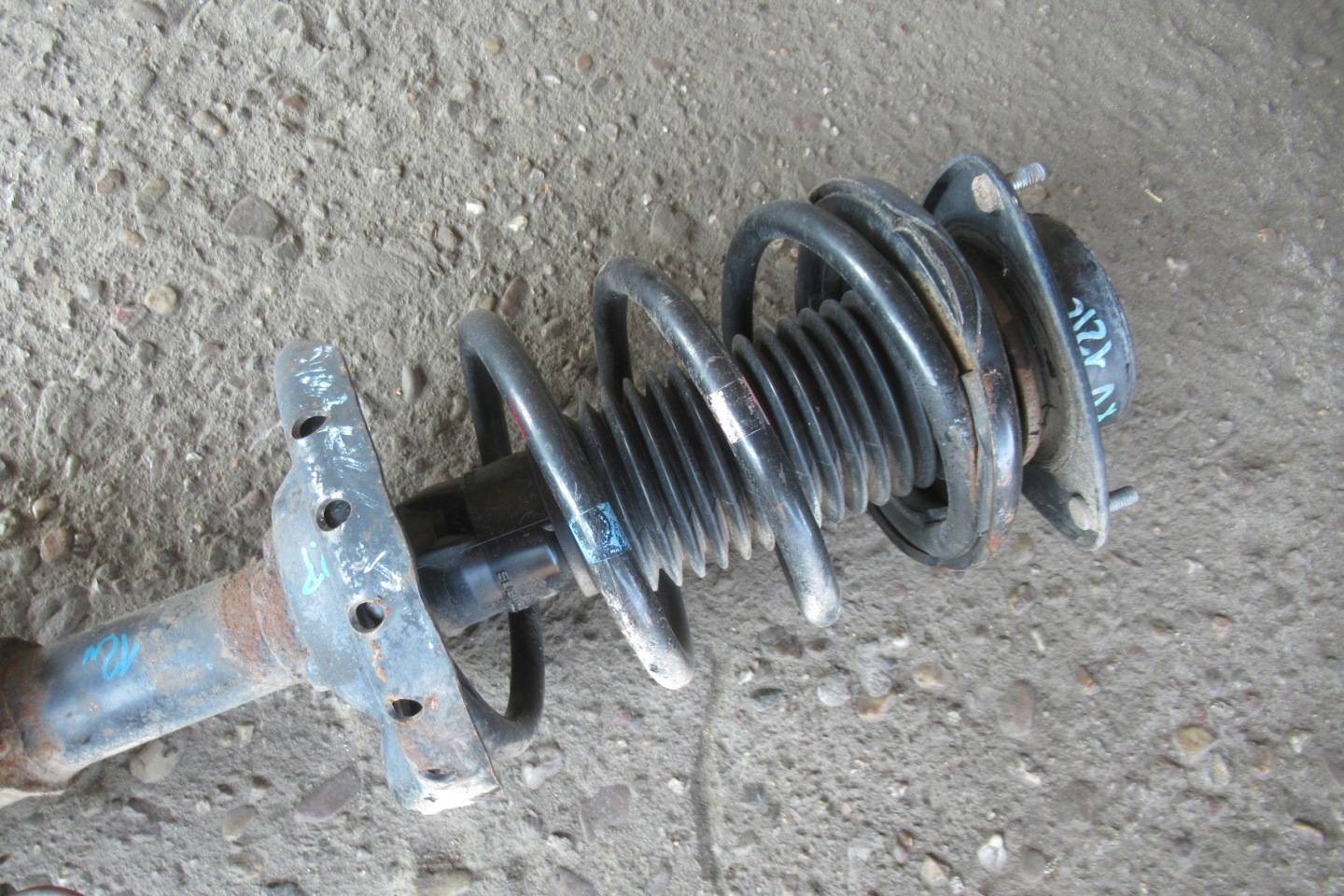 SUBARU XV 2.0D McPherson right front 20310FJ080