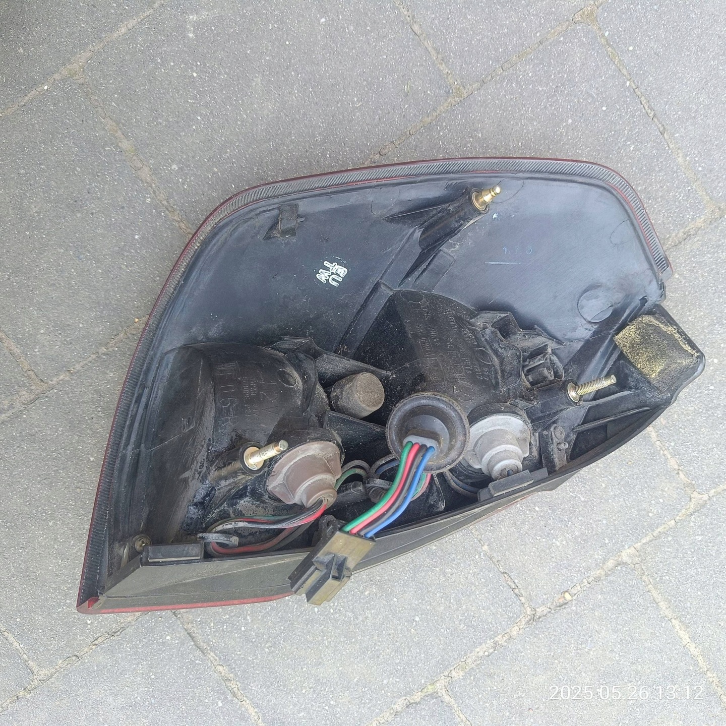 Subaru Legacy 2002 III KOMBI rear part side right light rear