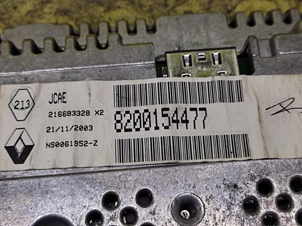 RENAULT ESPACE IV Écran 8200154477