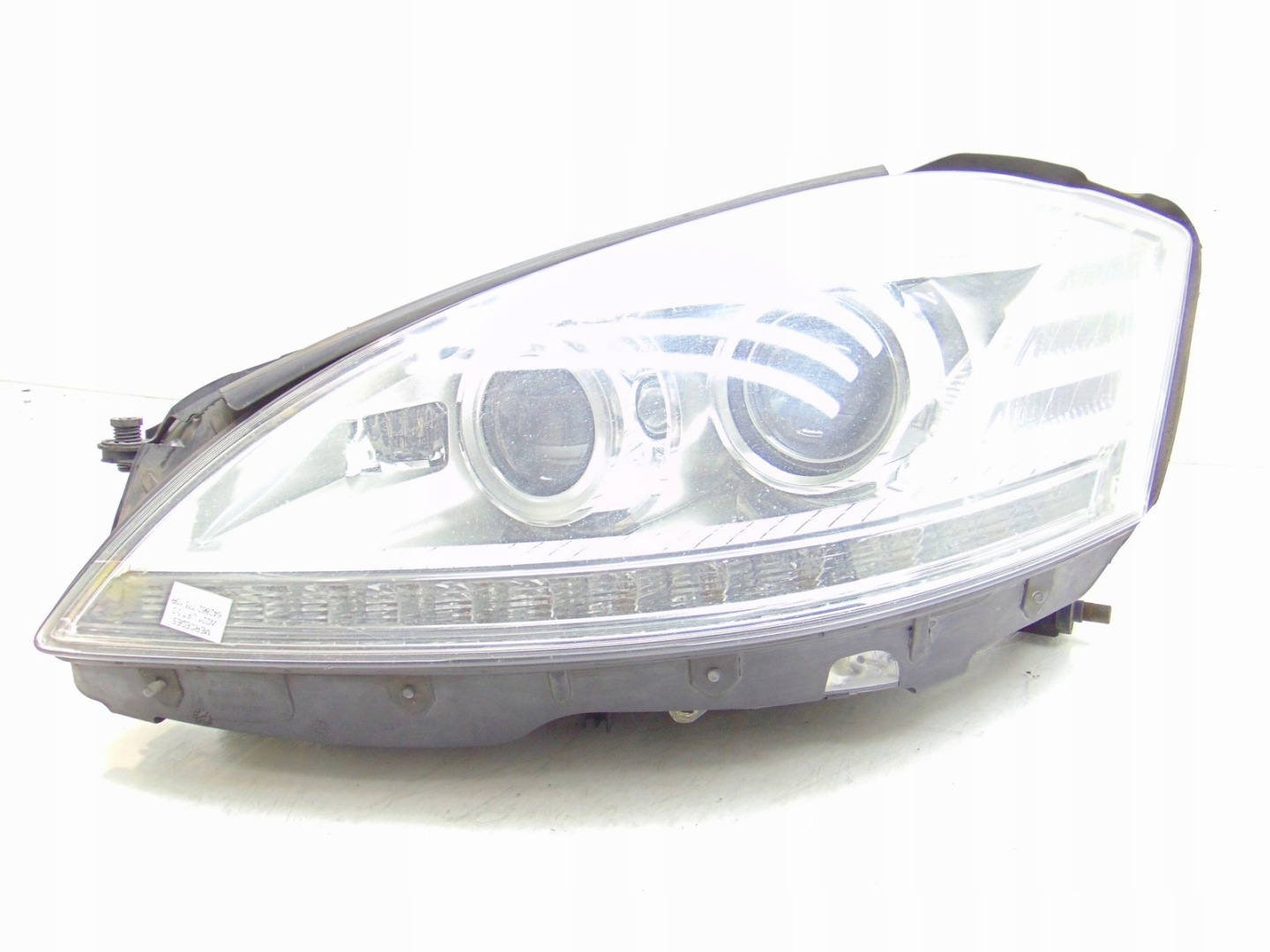 REFLETKOR light left front BIXENON SRKETNY LED MERCEDES S W221 LIFT