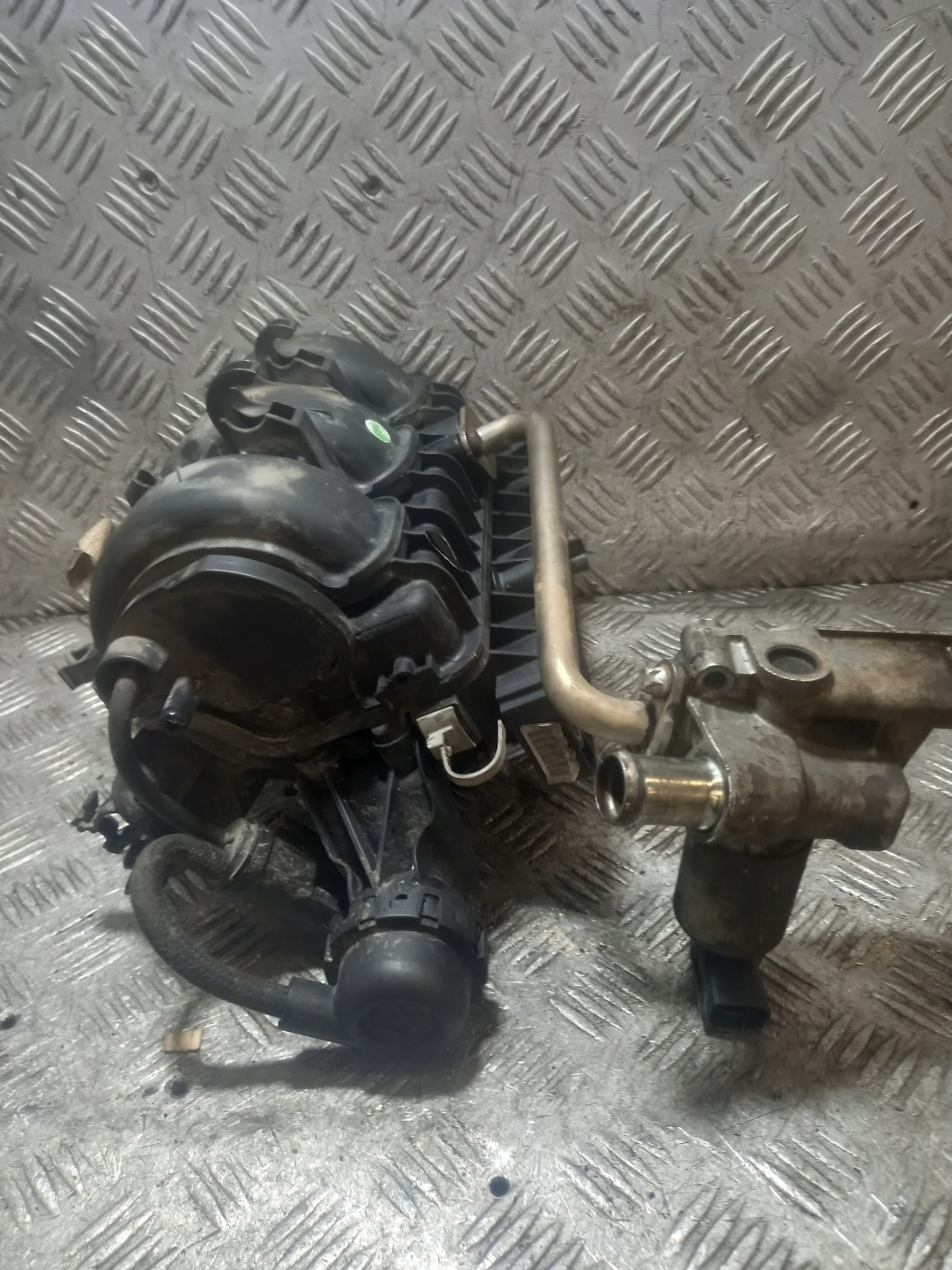 intake manifold OPEL CORSA D