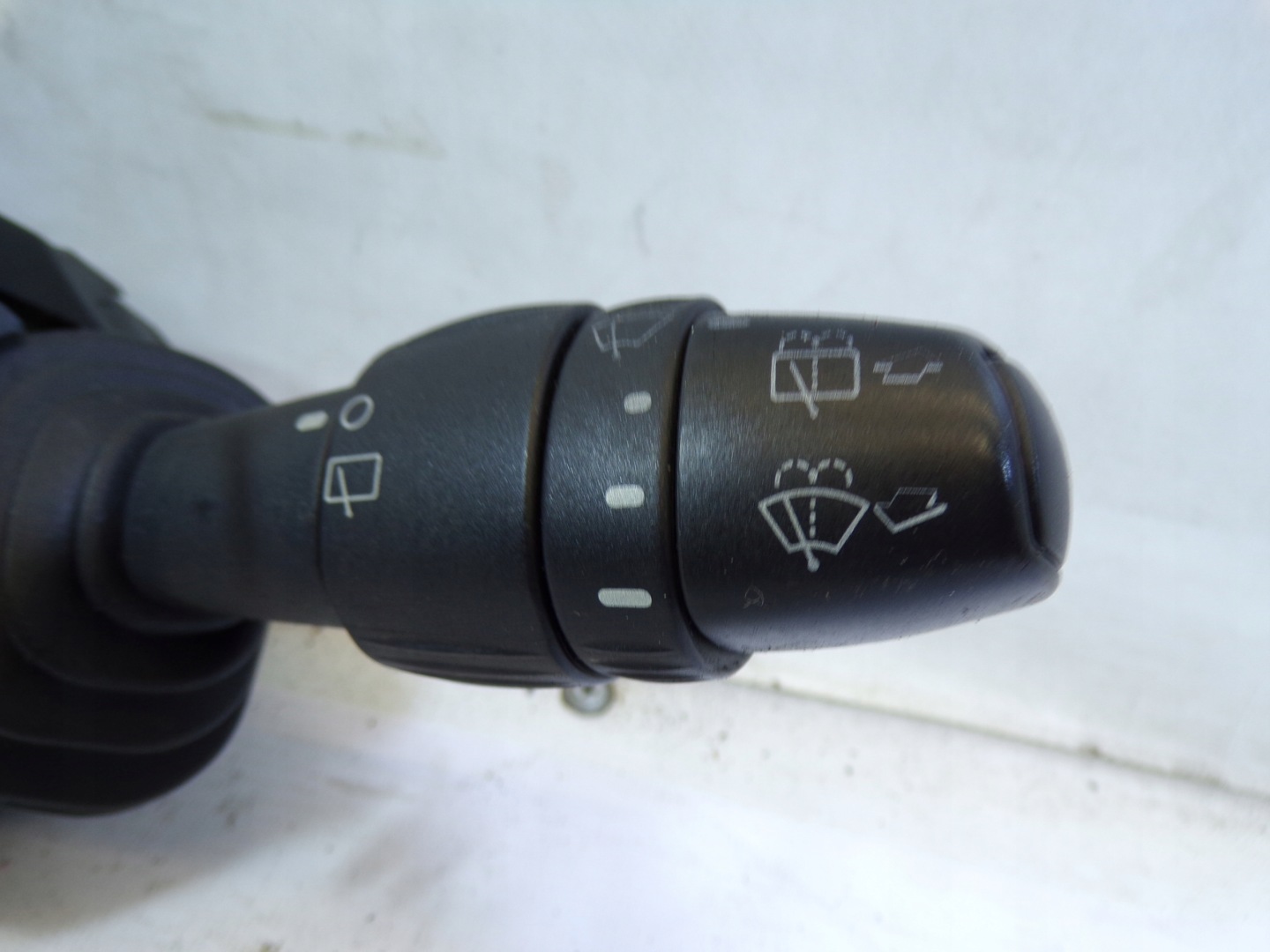 DEVIO LUCI TERGICRISTALLO TERGI FIAT STILO 07353729620