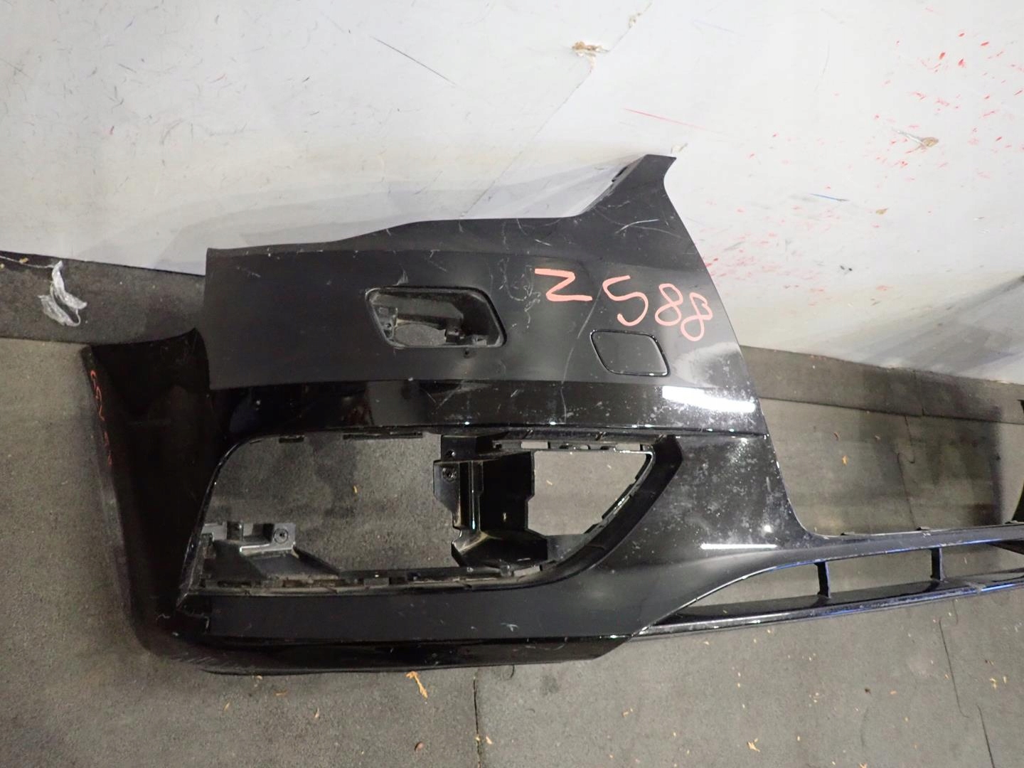 nárazník předek přední AUDI A3 2012-2016 8V3807437