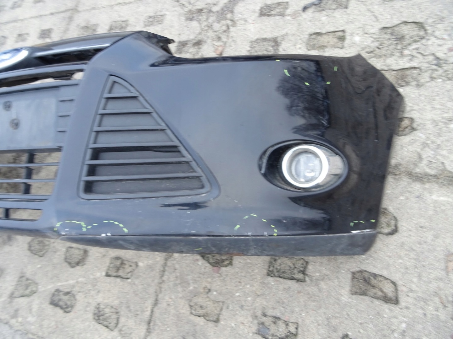 FORD FOCUS MK3 nárazník předek přední