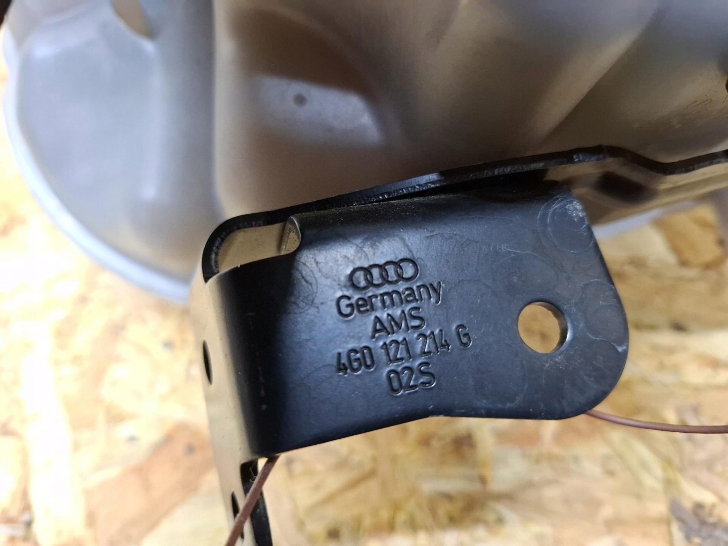 Scheibenwaschbehälter Audi A6 C7 2012 4G0121214G