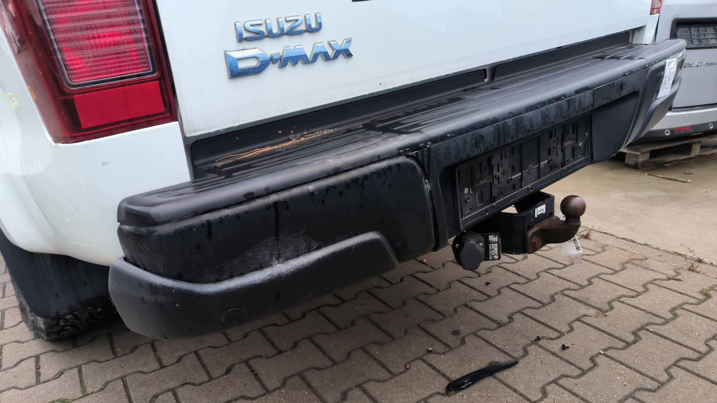 stoßstange heck PDC ISUZU D-Max II LIFT