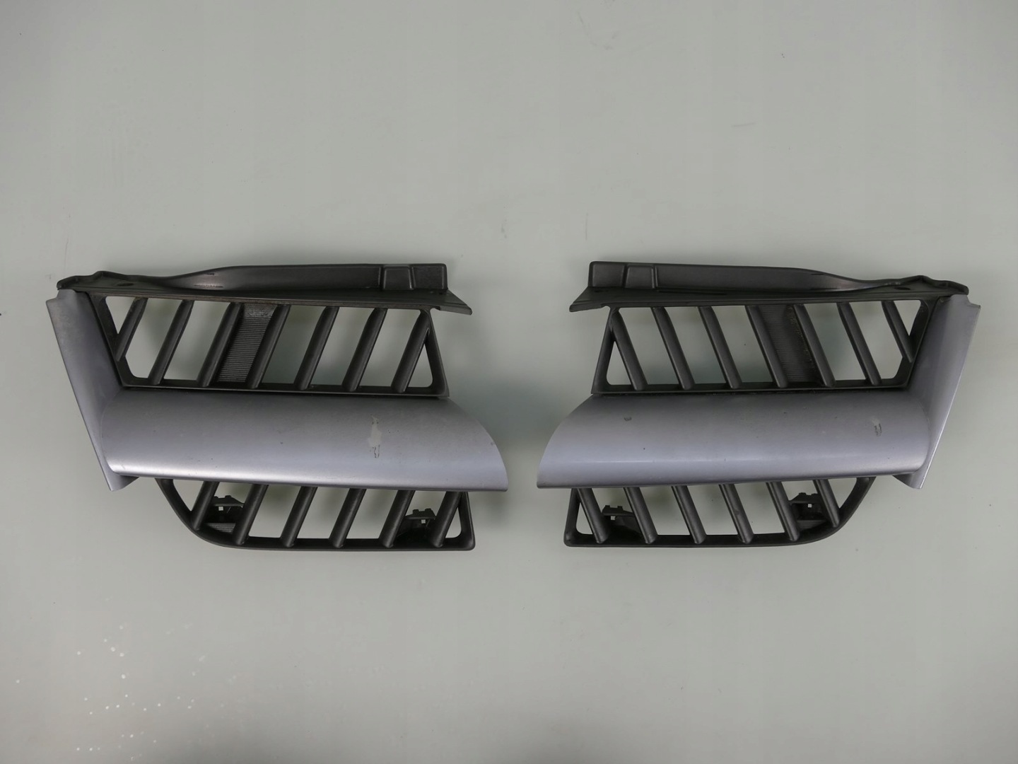 MITSUBISHI OUTLANDER E GRIGLIA GRIGLIA RADIATORE A31