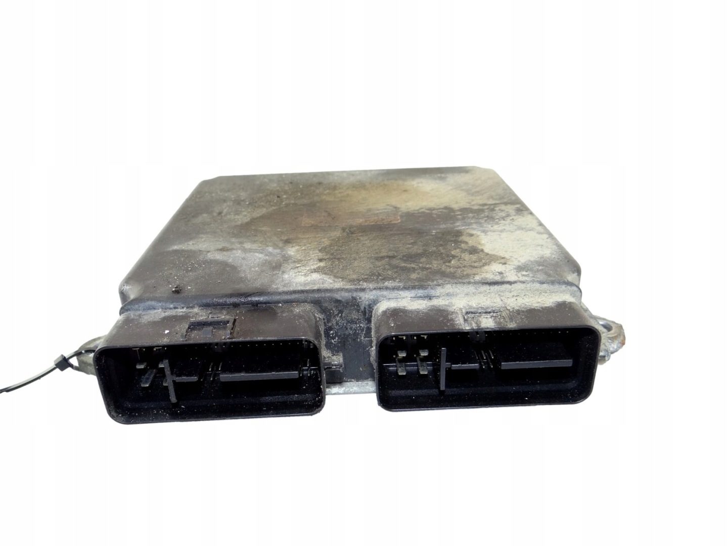 control unit of the engine MITSUBISHI COLT 1860A551