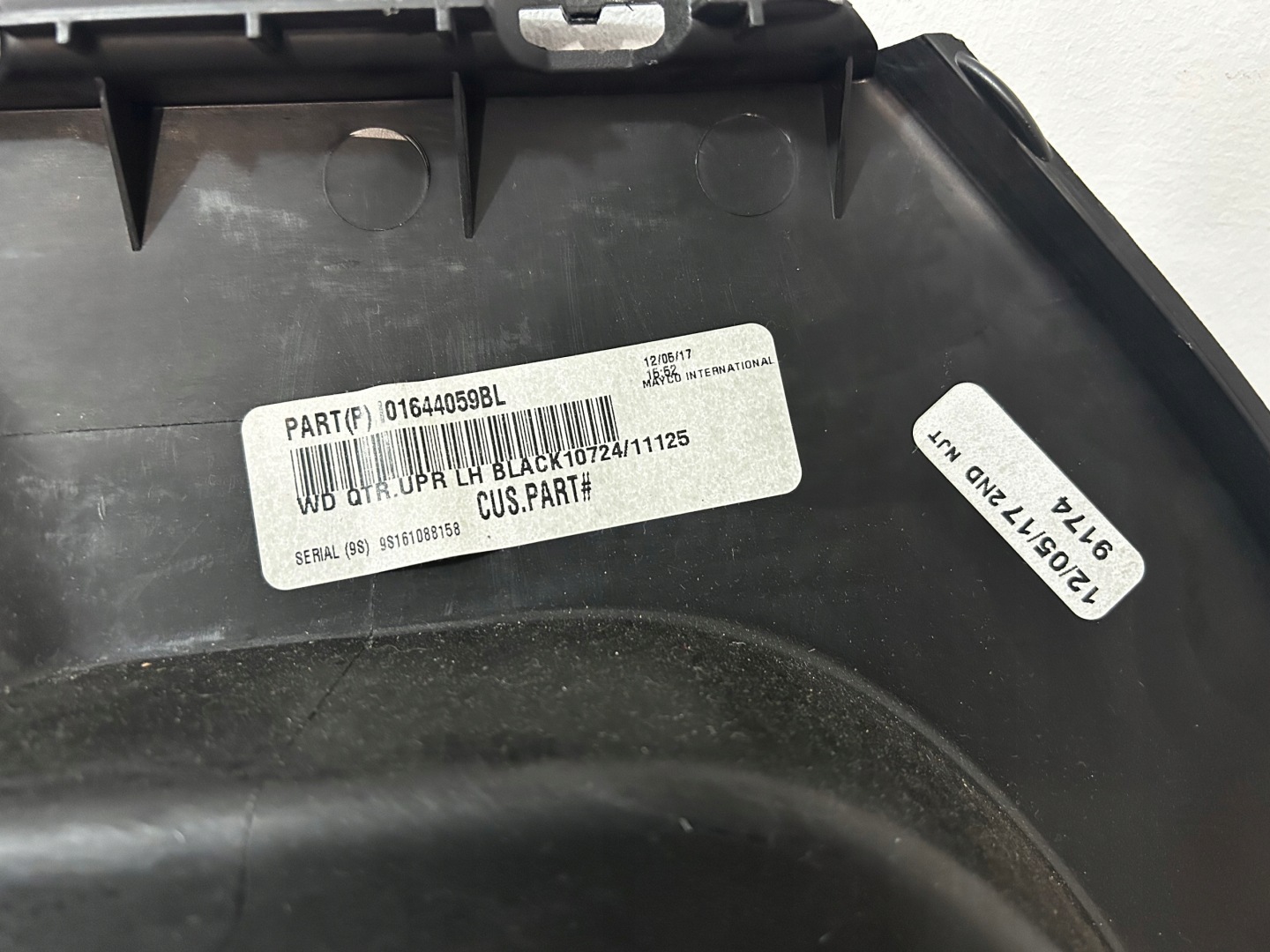 DODGE DURANGO RT 2019- boot upholstery left rear part I01644059BL