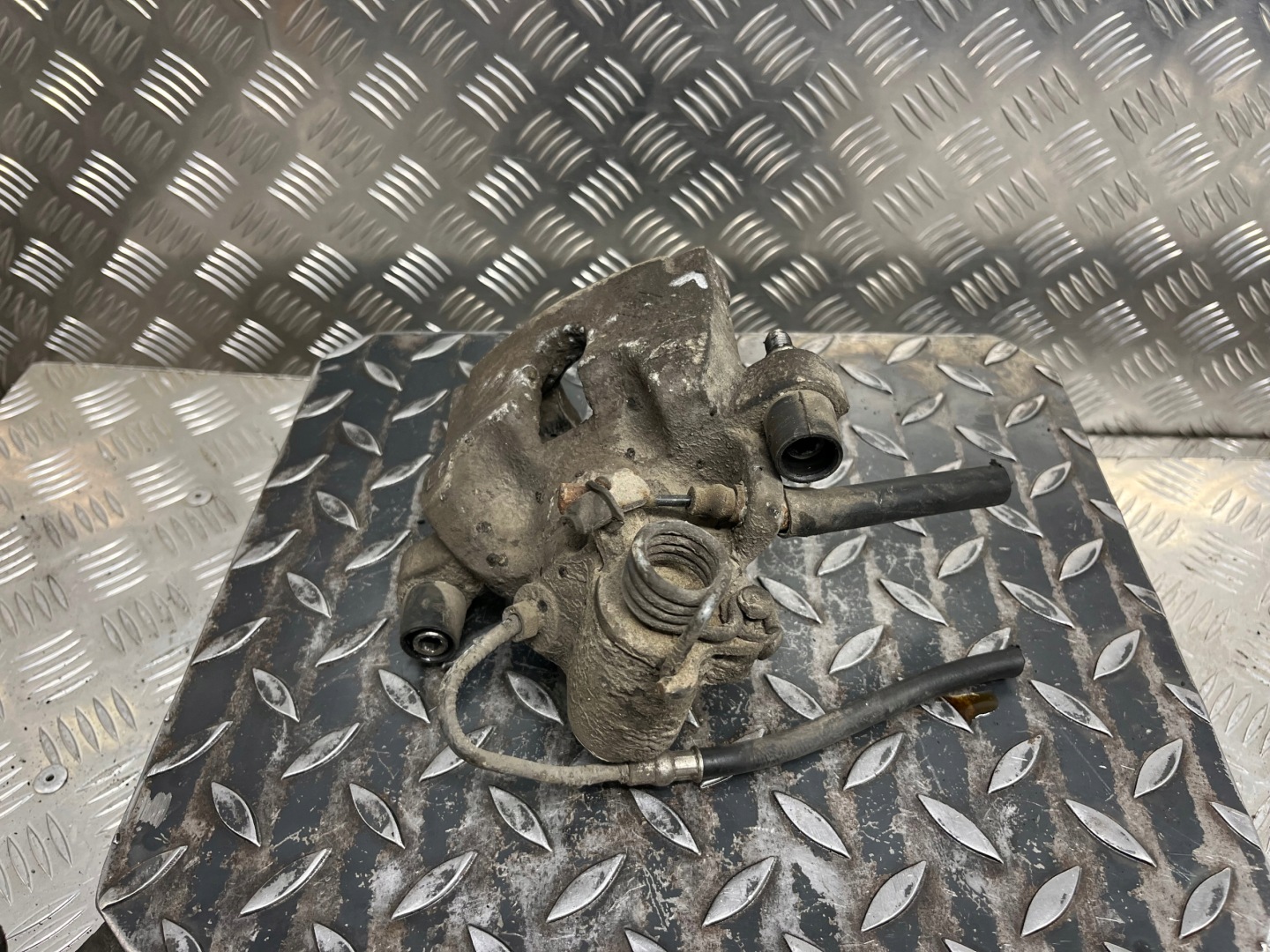 caliper brake left rear part rear RENAULT LAGUNA 3