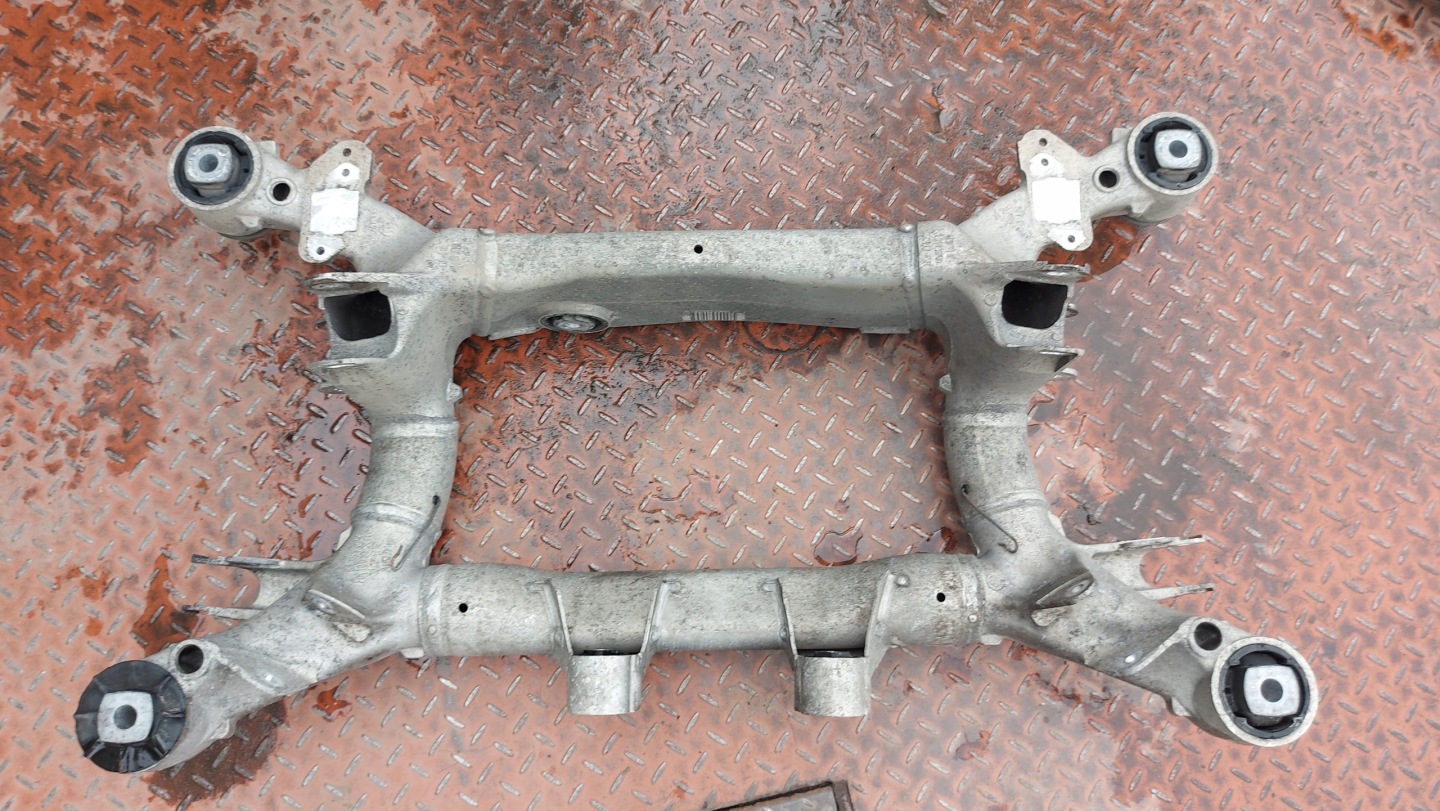 sider axle beam subframe axle beam rear part rear. BMW 5 E60 E61 525D 530D 03-09