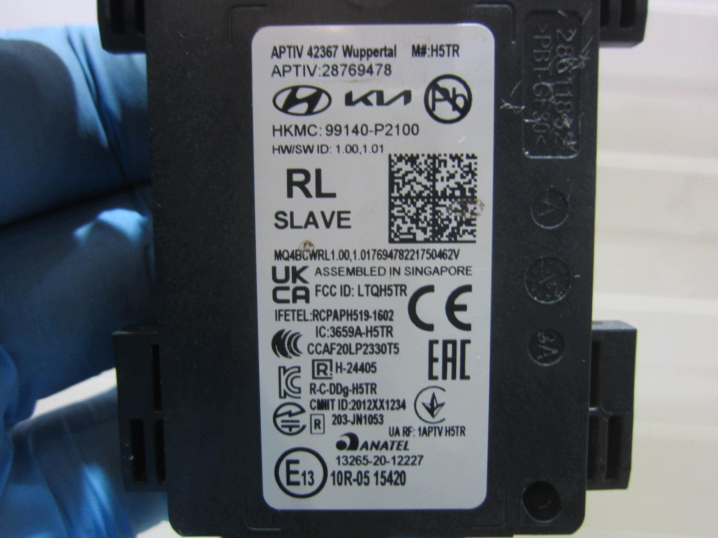 KIA SORENTO IV MQ4 SENSOR RADAR sensor MARTWEGO POLA left 99140-P2100