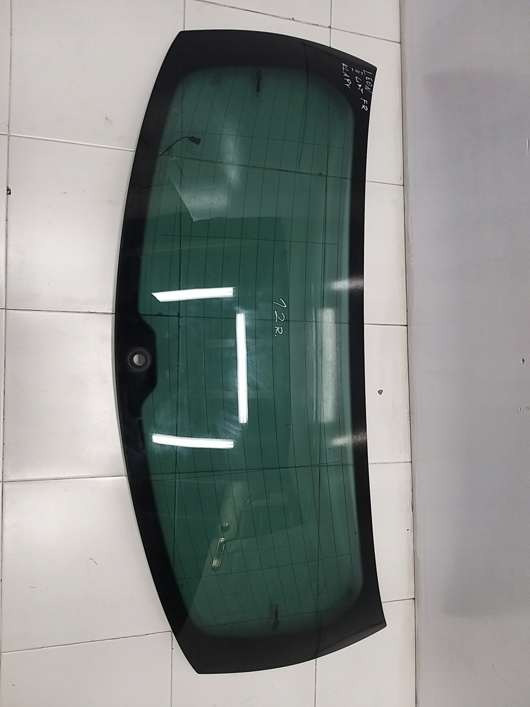 SEAT LEON 2 II LIFT 08-12r window bonnet 12r