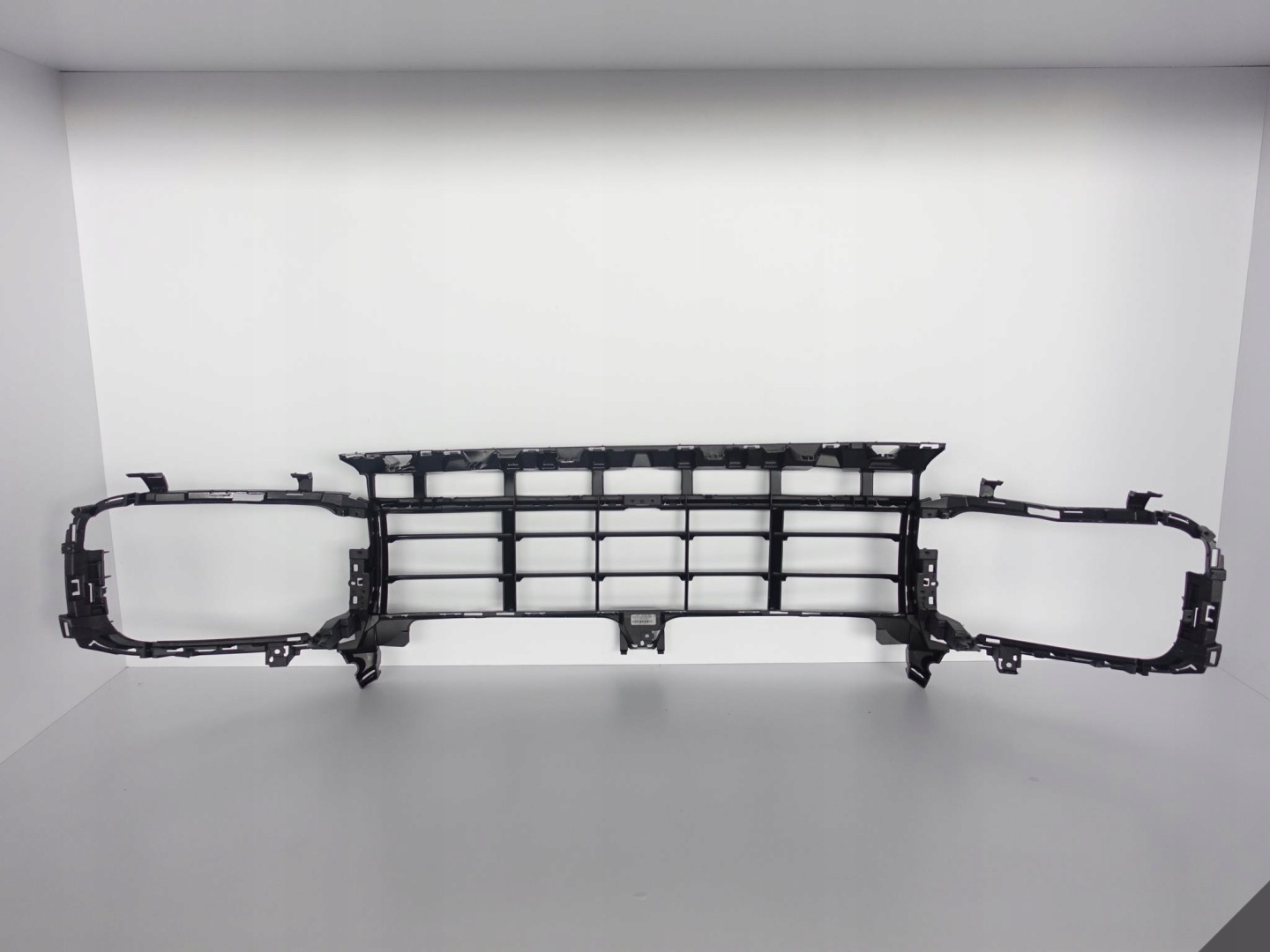 PORSCHE CAYENNE 9Y0 TURBO 18-22 grid grille