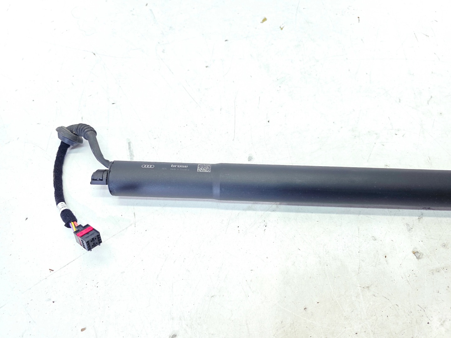 damper telescope bonnet rear part electrical AUDI Q4 E-TRON 89E827851A