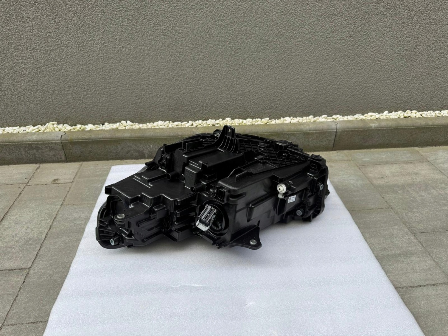light right BMW X2 U10 Full Led Shadow black
