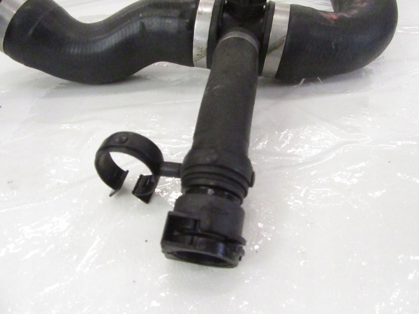 prijenos hladnjaka vode gasa BMW e90 e91 e92 e93 N43 1.6 - 2.0 7566031