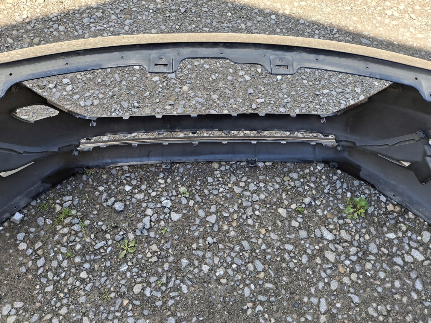 Frontstoßstange SUZUKI SWIFT VI MK8 2017R->