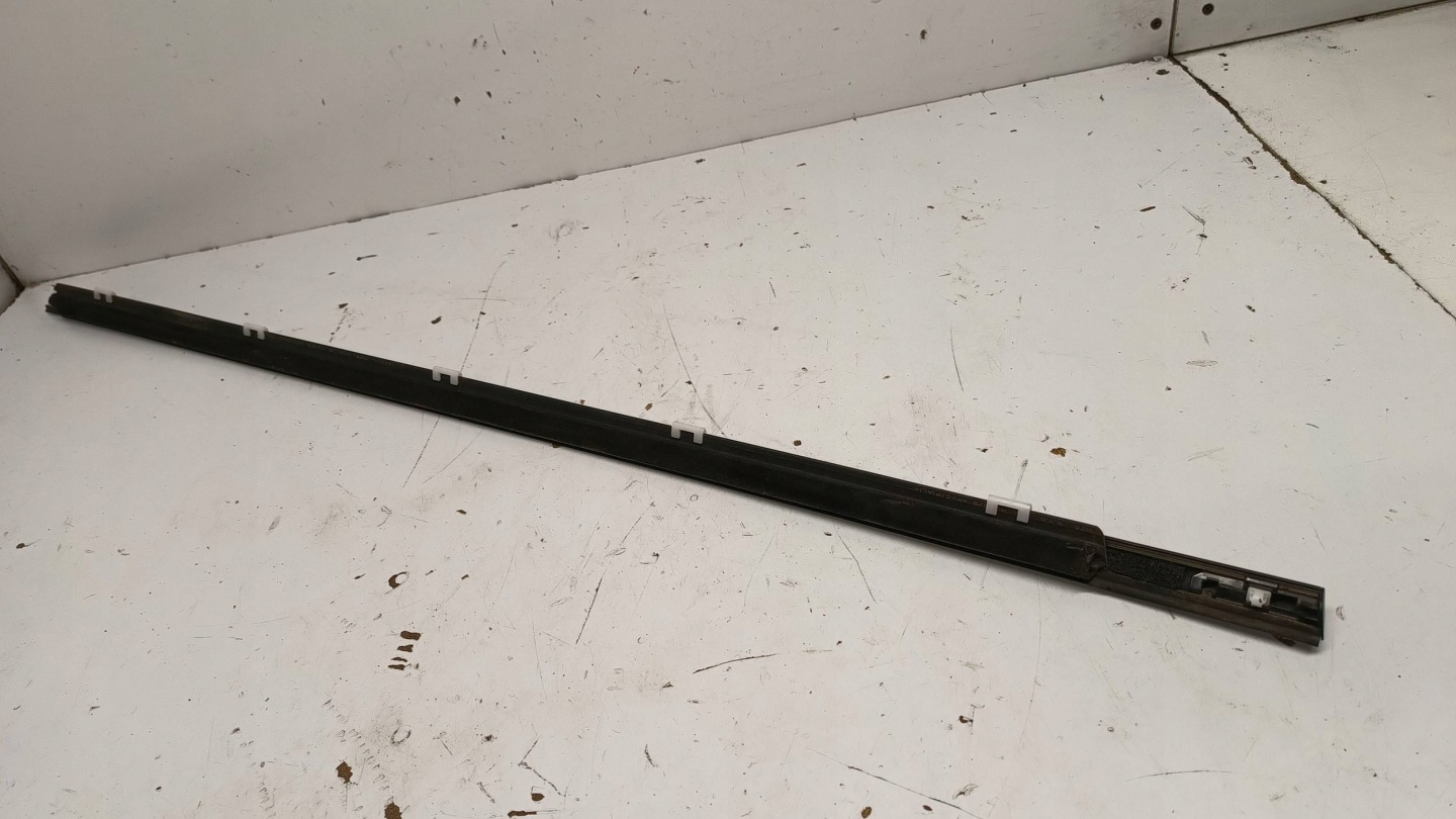 HYUNDAI I30 III moulding dust door left front 2017