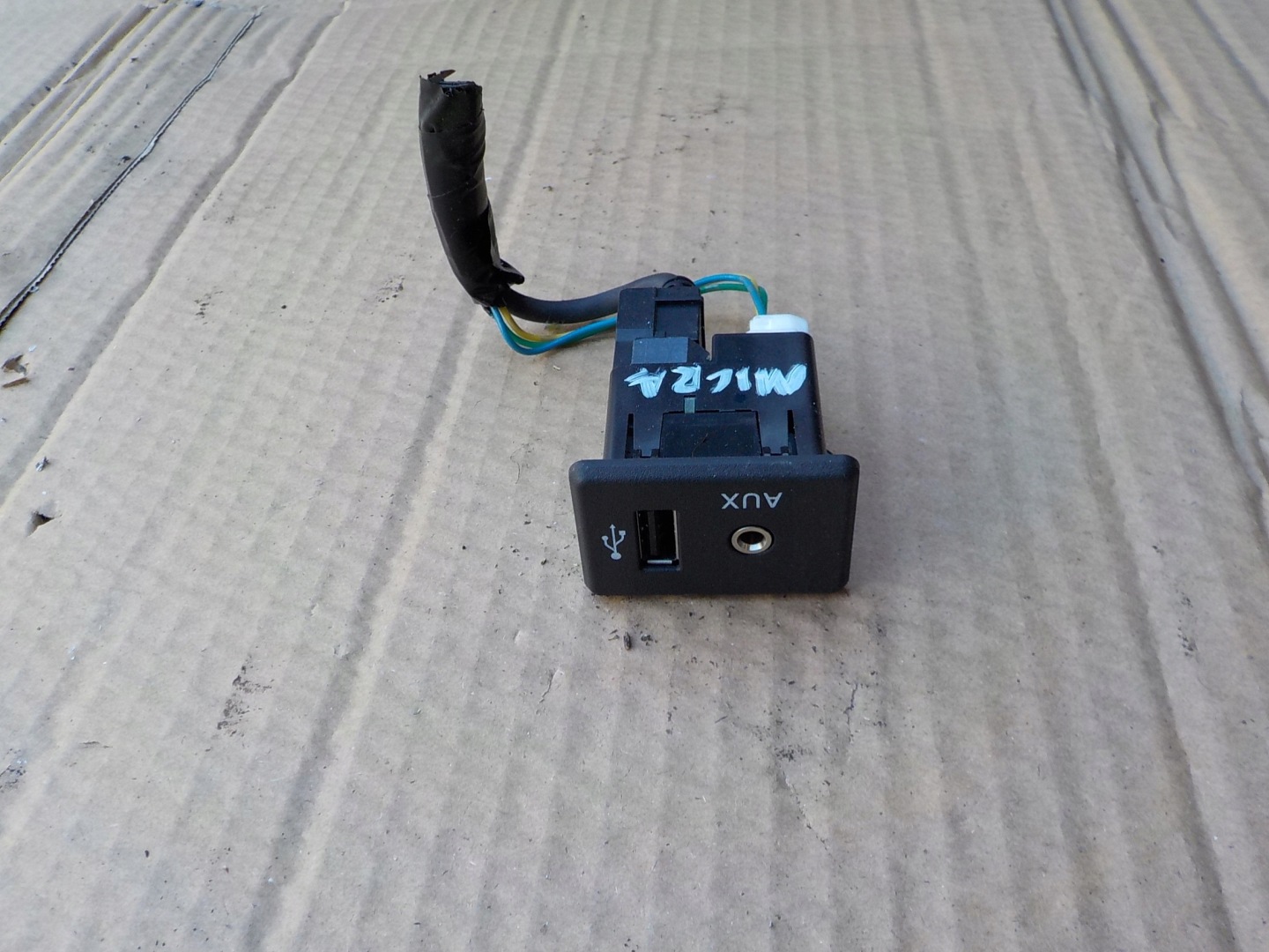 aux usb nissan micra K13 lift 2016r