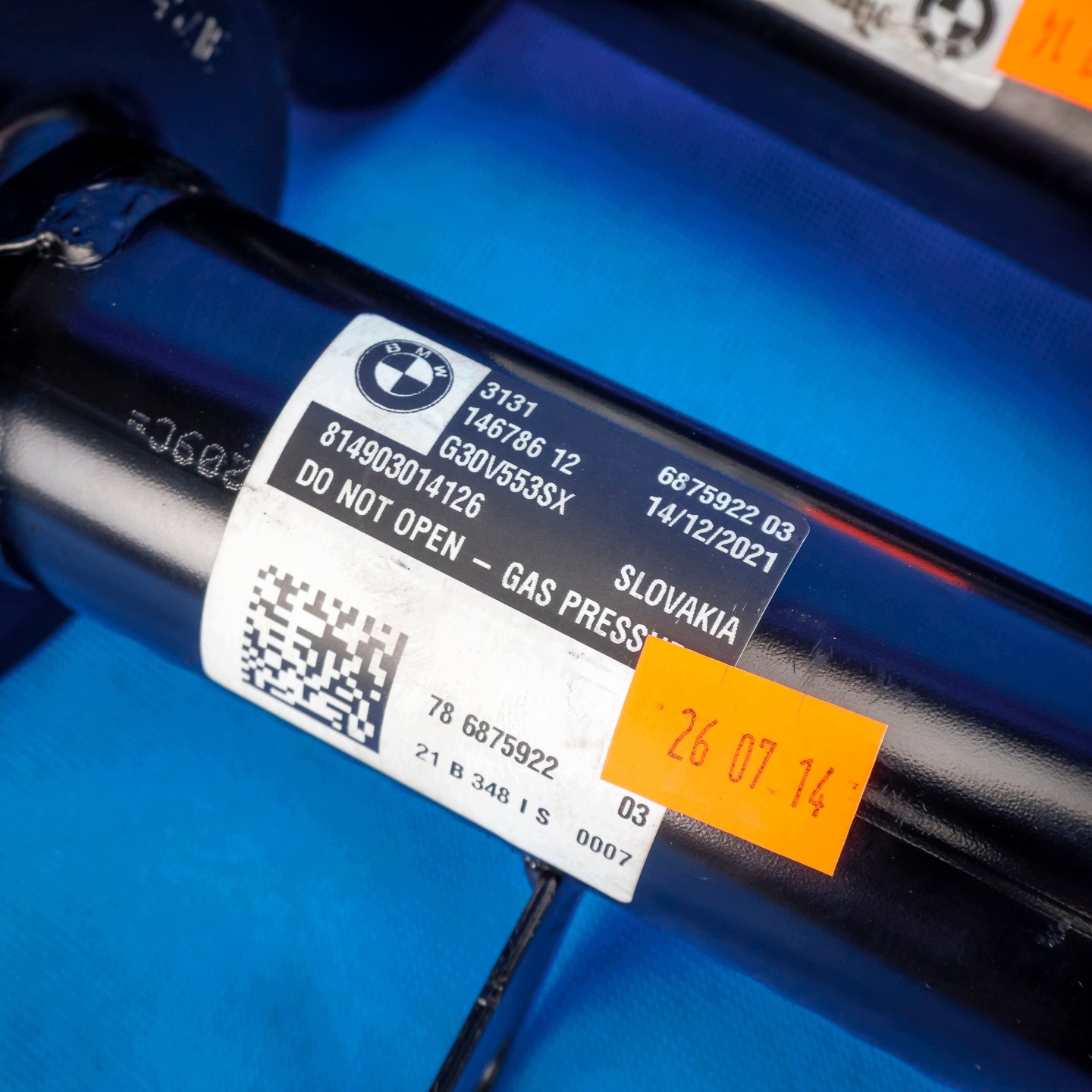 shock absorbers front front komplet m-packet BMW 5 G30 6875921 6875922 25km