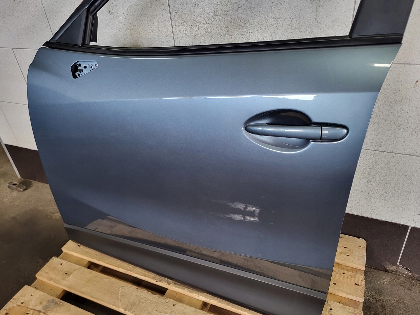door left front left front 42B MAZDA CX-5 and KE