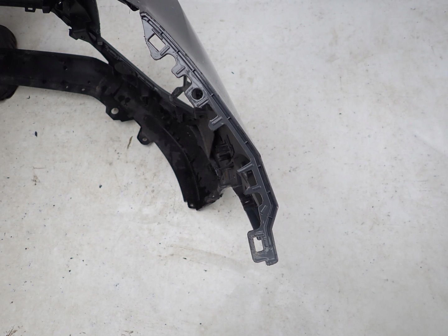 PEUGEOT E 2008 II 2 LIFT 23- bumper front front PDC 9853151880
