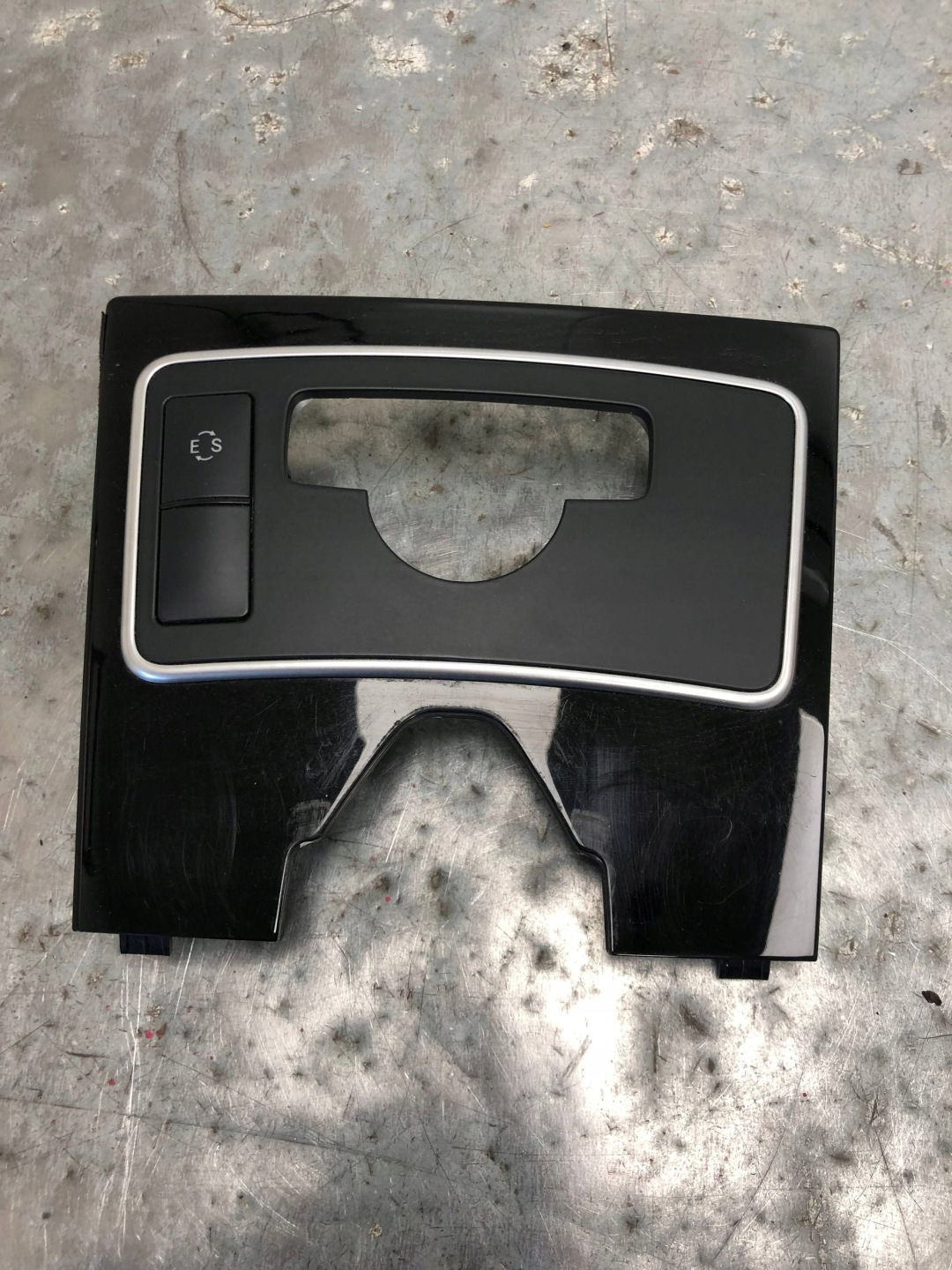 frame switch MERCEDES W212 KOMBI AVANTGARDE A2129054900