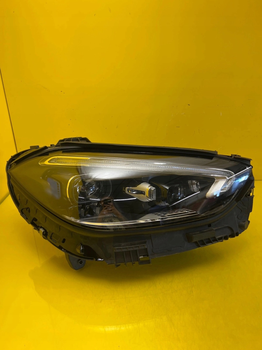 light right Mercedes C-Klasa W206 A2069065404 Digital Light