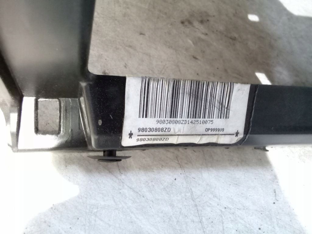 Peugeot 308 II T9 dashboard instrument panel console 98030808ZD