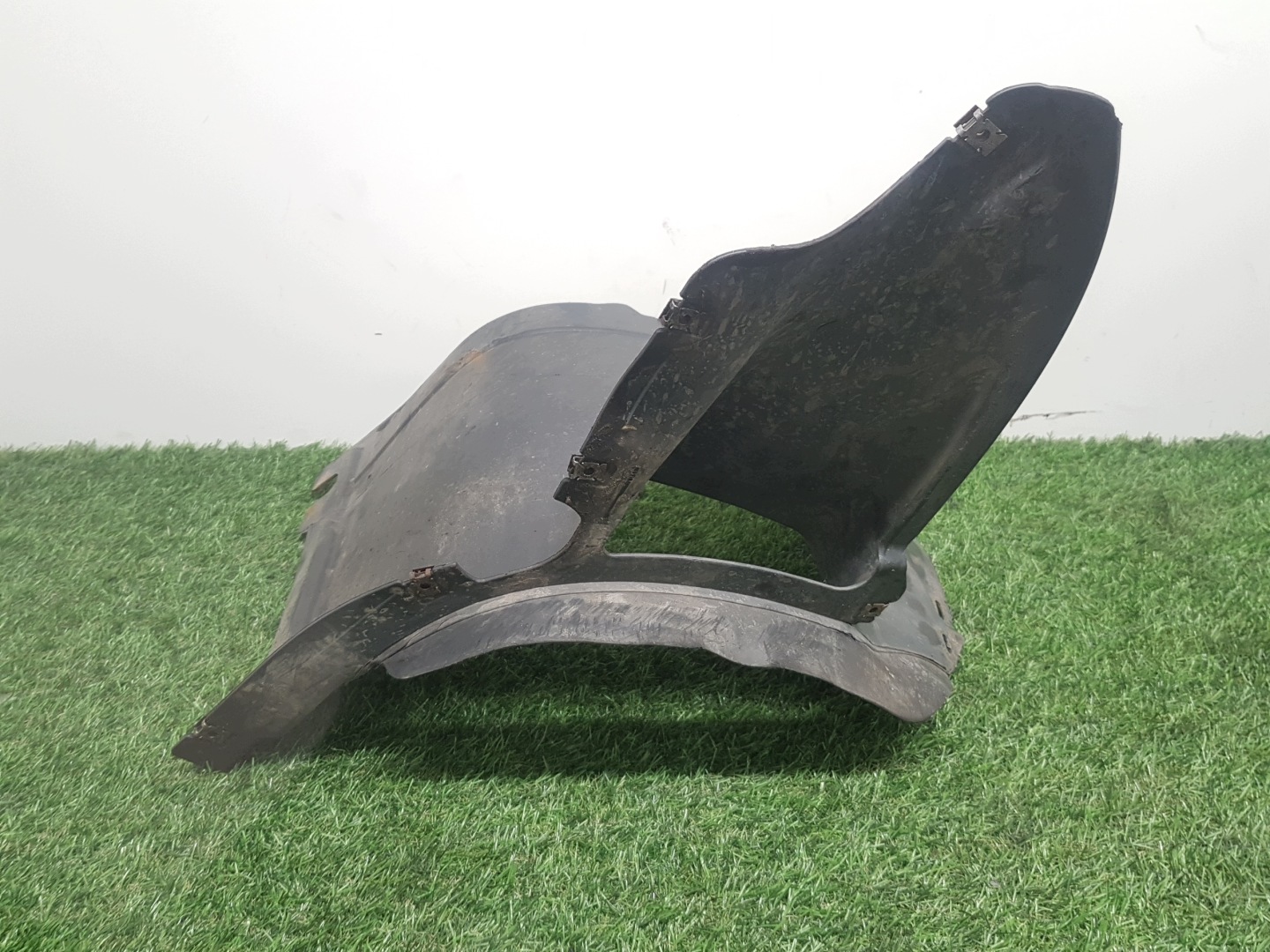mudguard left front VOLKSWAGEN GOLF 6 1K9805911