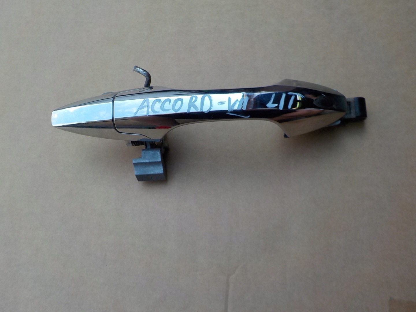 handle left rear part honda accord VII 2006r