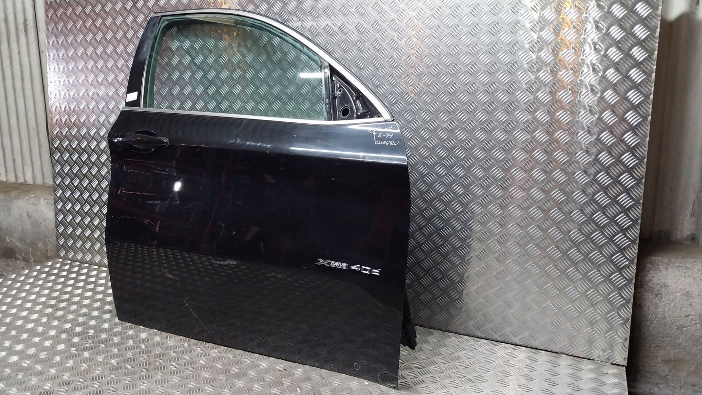 dveře předek pravé BMW X6 E71 07