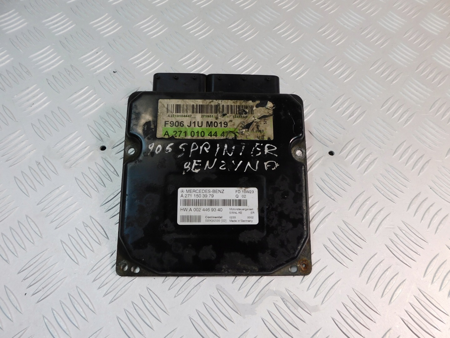 Sprinter 1.8 petrol computer control unit of the engine A2710104447 A2711503979